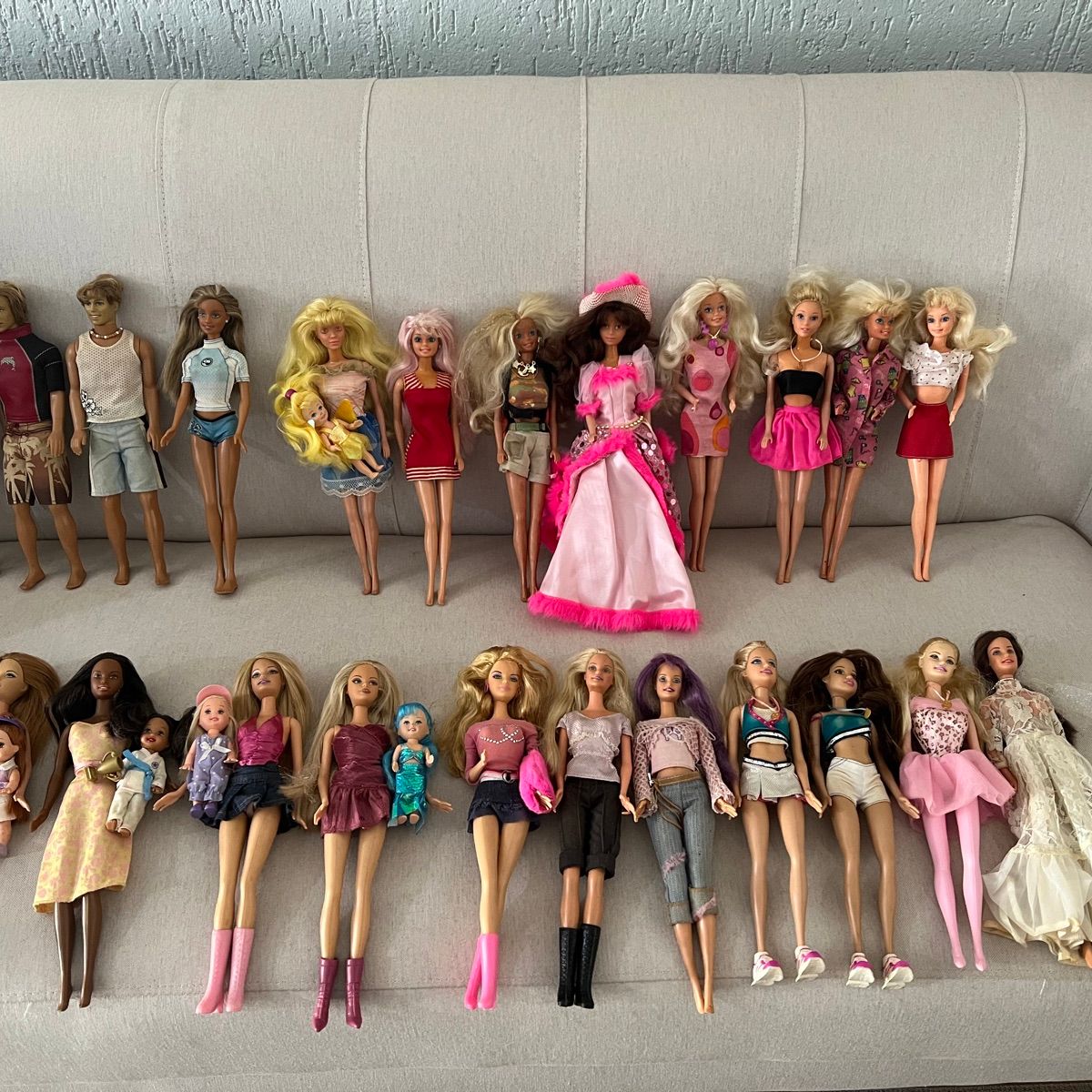 Colecao de 21 Barbies 8 Raras Dos Anos 70 e 80 4 Kens e 6 Kellys Brinquedo Barbie Usado 84051416 enjoei