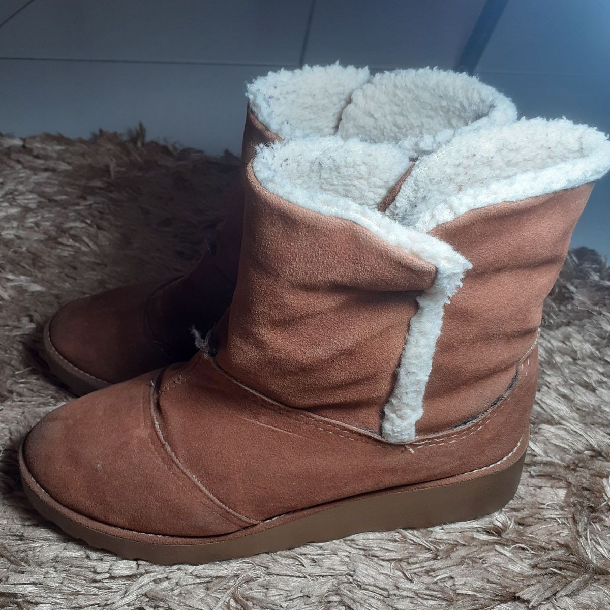 botinha feminina de pelinho