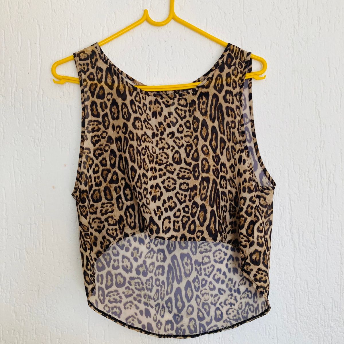 Blusa Cropped em Tricô com Estampa Animal Print Onça Colorida Marrom -  Lojas Renner