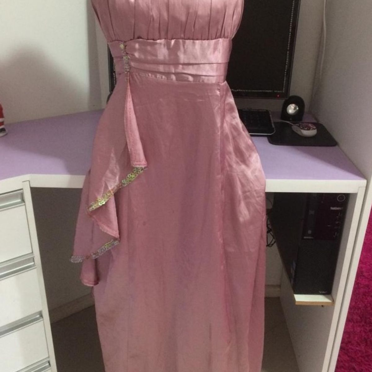vestido cor rosa antigo