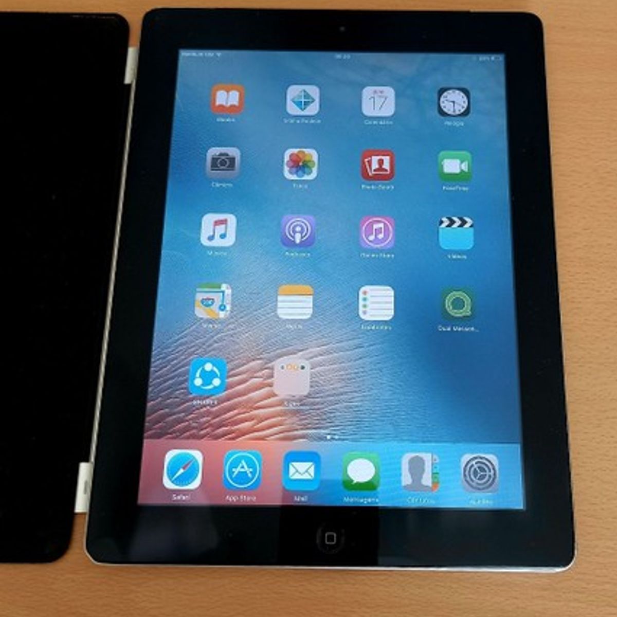 iPad本体 mhaikee
