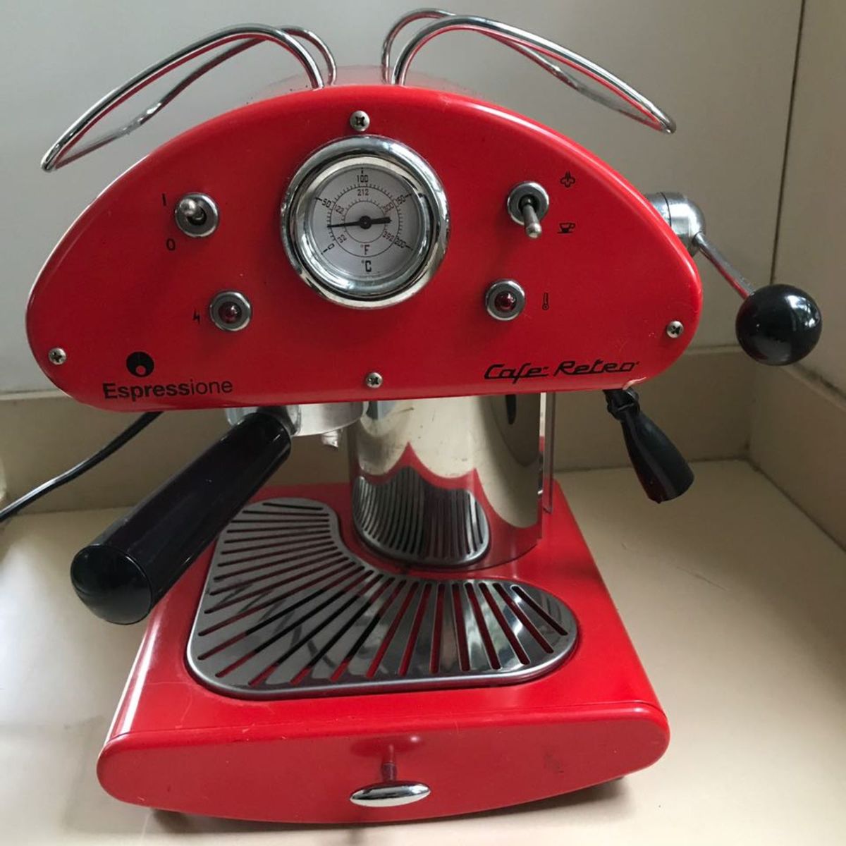 Espressione Cafe Retro 1385B Espresso Maker