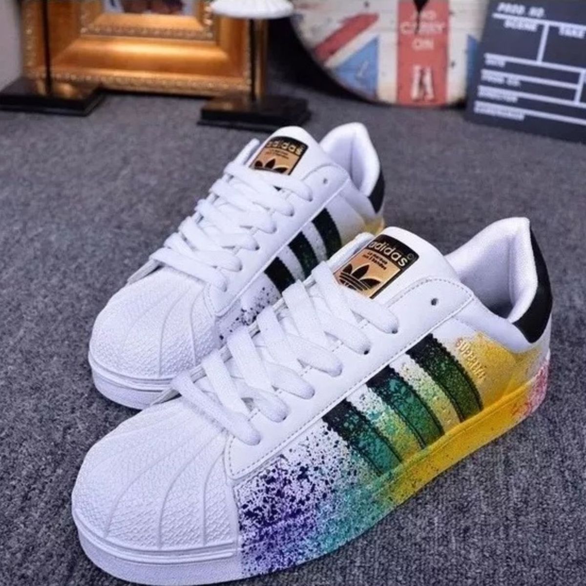 tenis adidas superstar colors spray colorido pichado