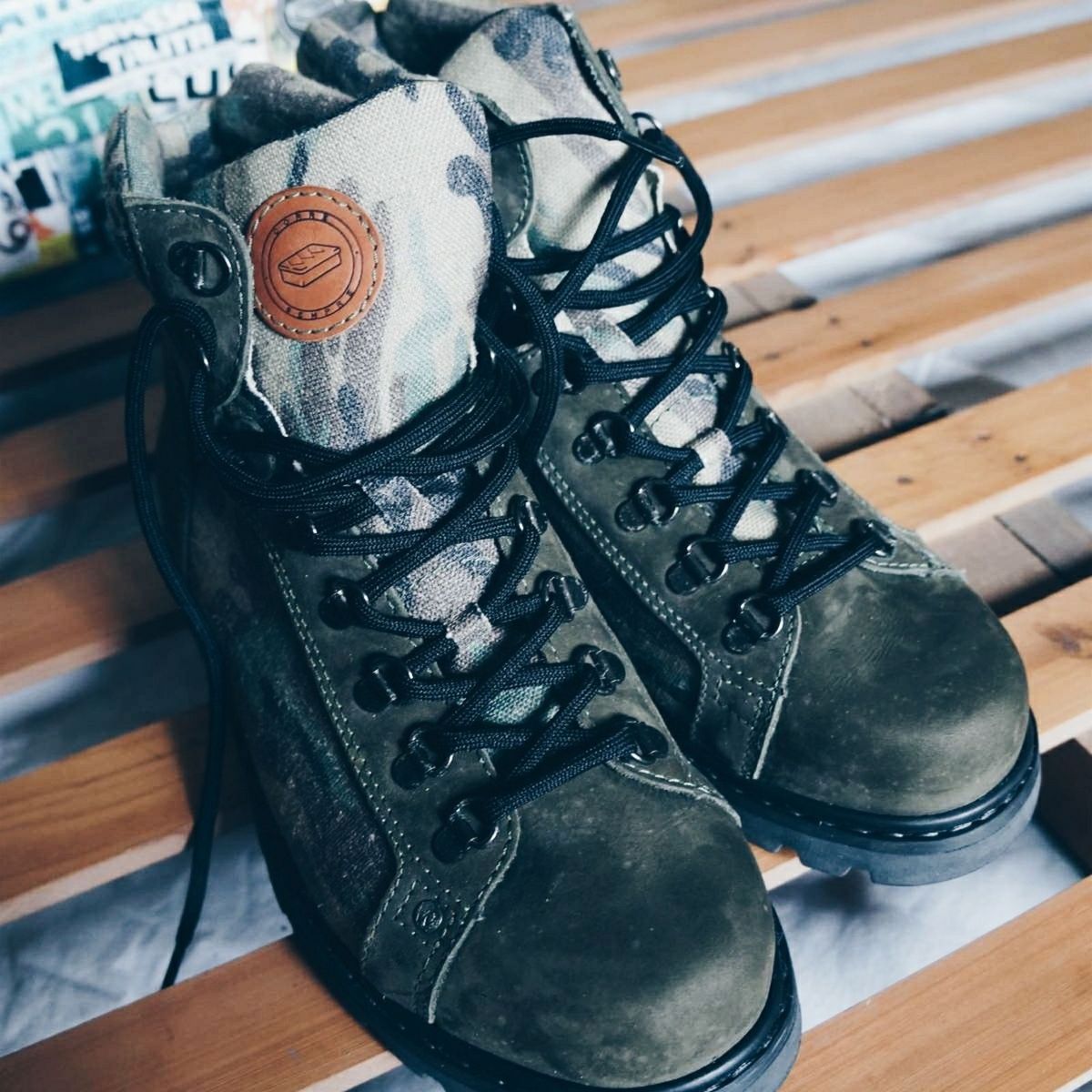 bota west coast camuflada