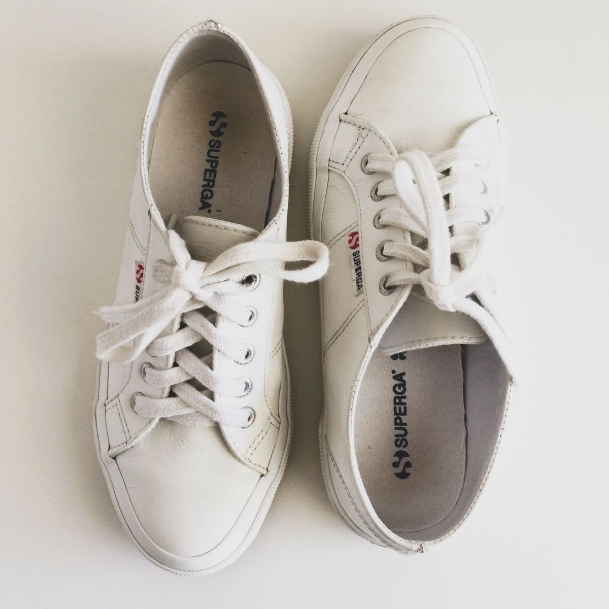 superga branco couro