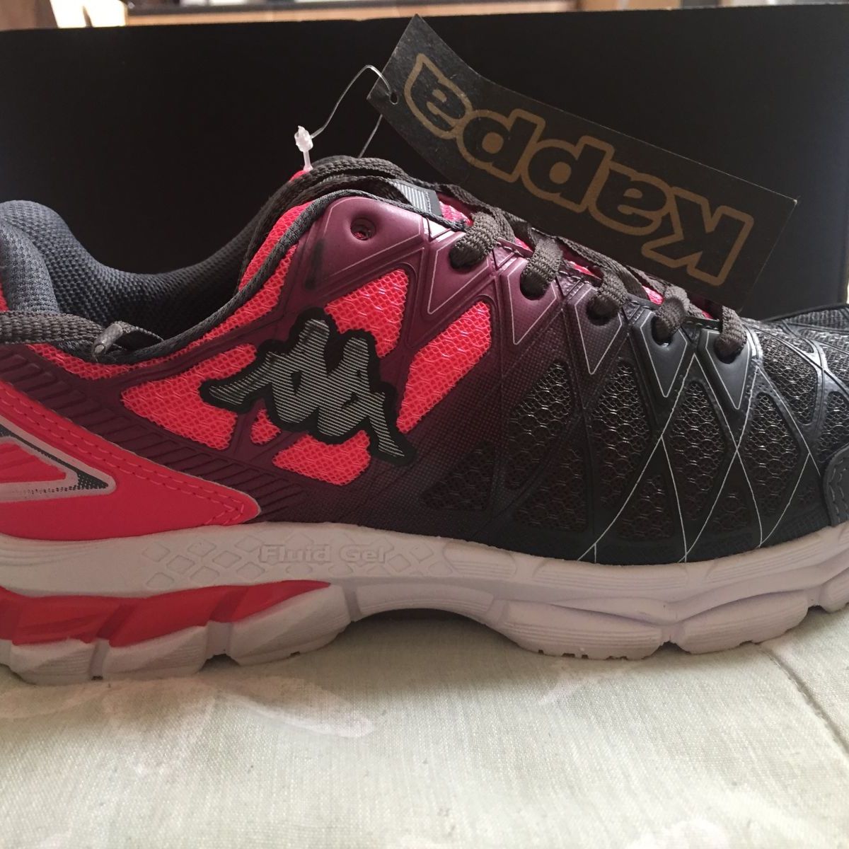 tênis feminino kappa