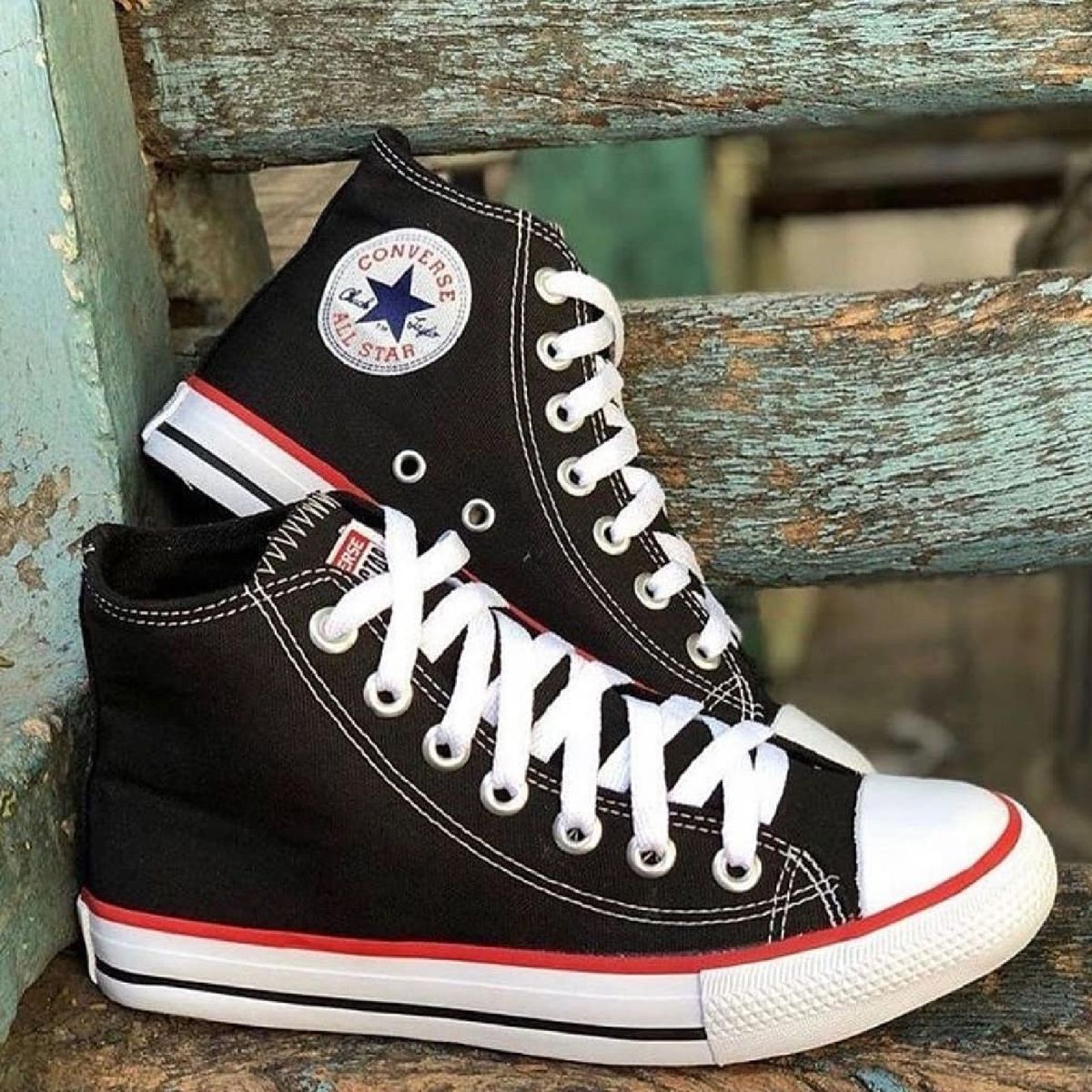 all star preto com listra vermelha