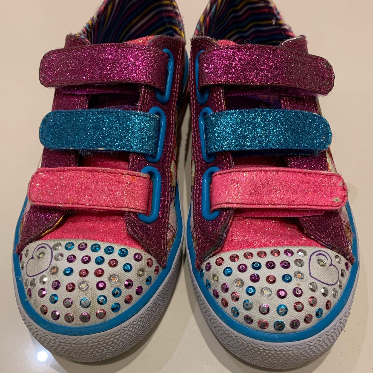 tenis com pisca infantil