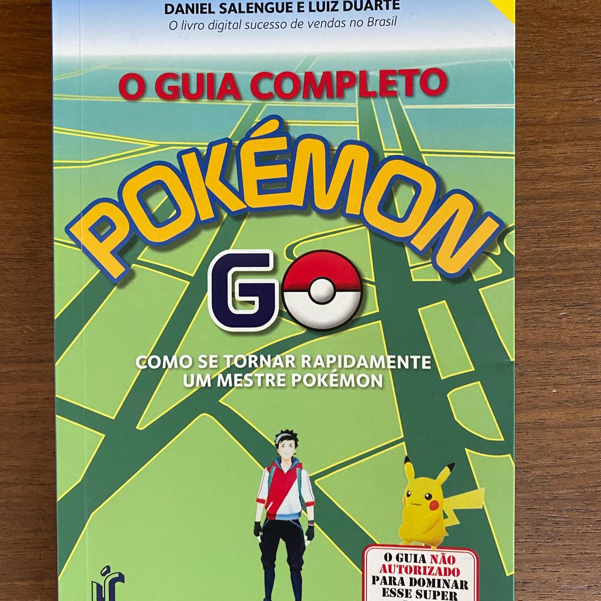 O guia completo Pokémon Go + cartas sortidas (cód.0833