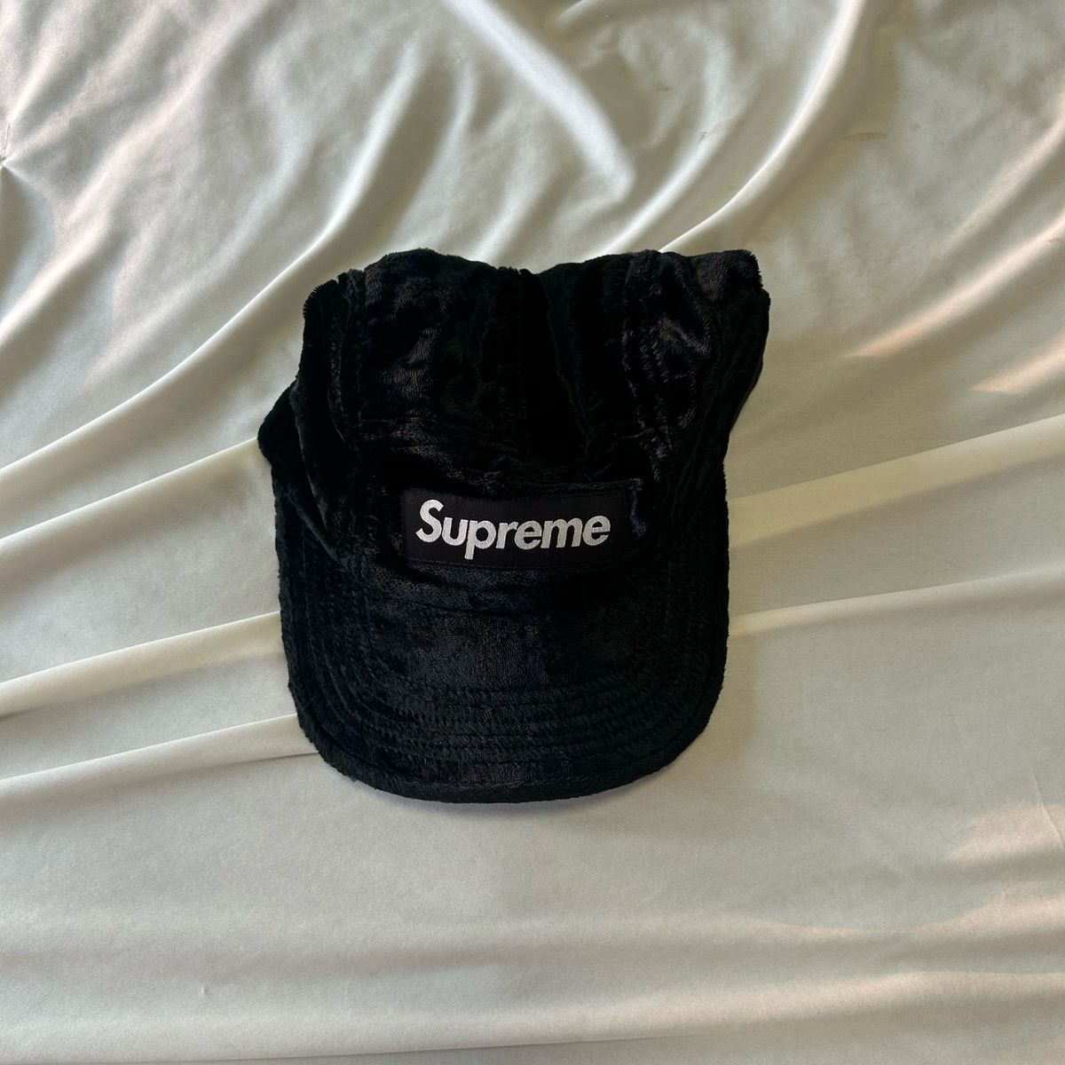 Boné Supreme Crushed Velvet Camp Cap Preto | Supreme Usado