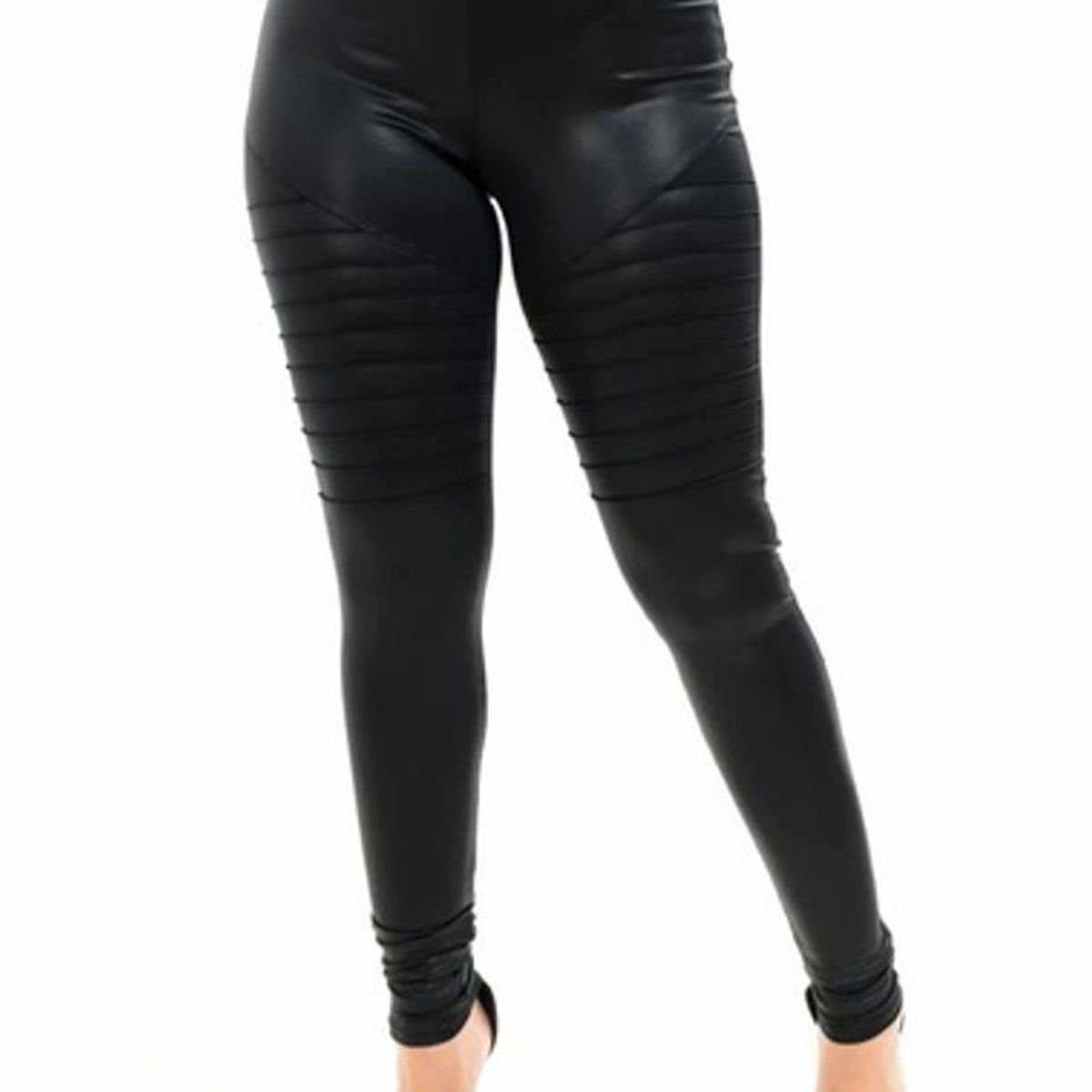 Calça Legging Cirre Preta Tamanho M Importada, Calça Feminina Wild Fable  Nunca Usado 89453316