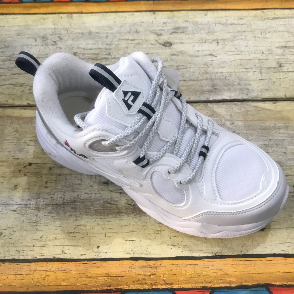 tenis fila attrek