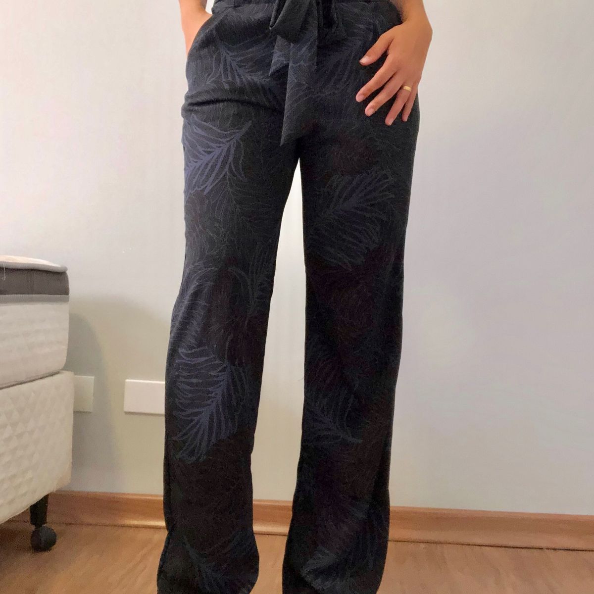 calça pantalona handbook
