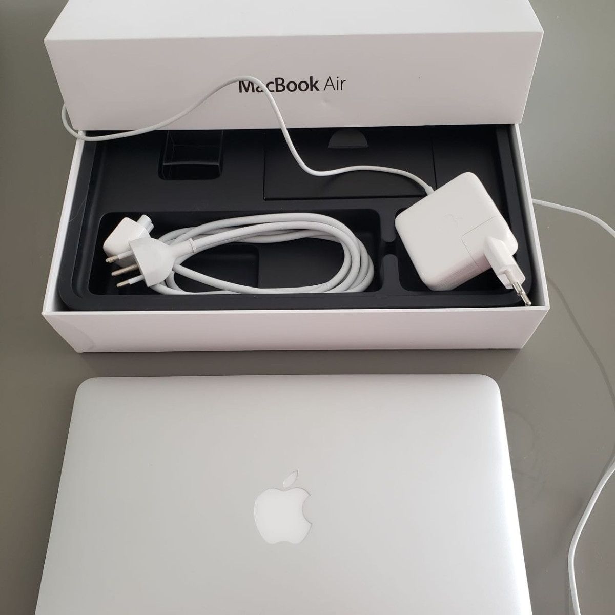 11.6インチ 整備済 Air MacBook A1465 EMC 2631②