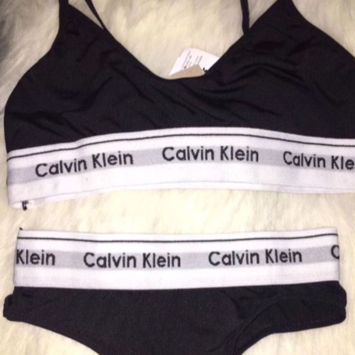 conjuntinho da calvin klein feminino