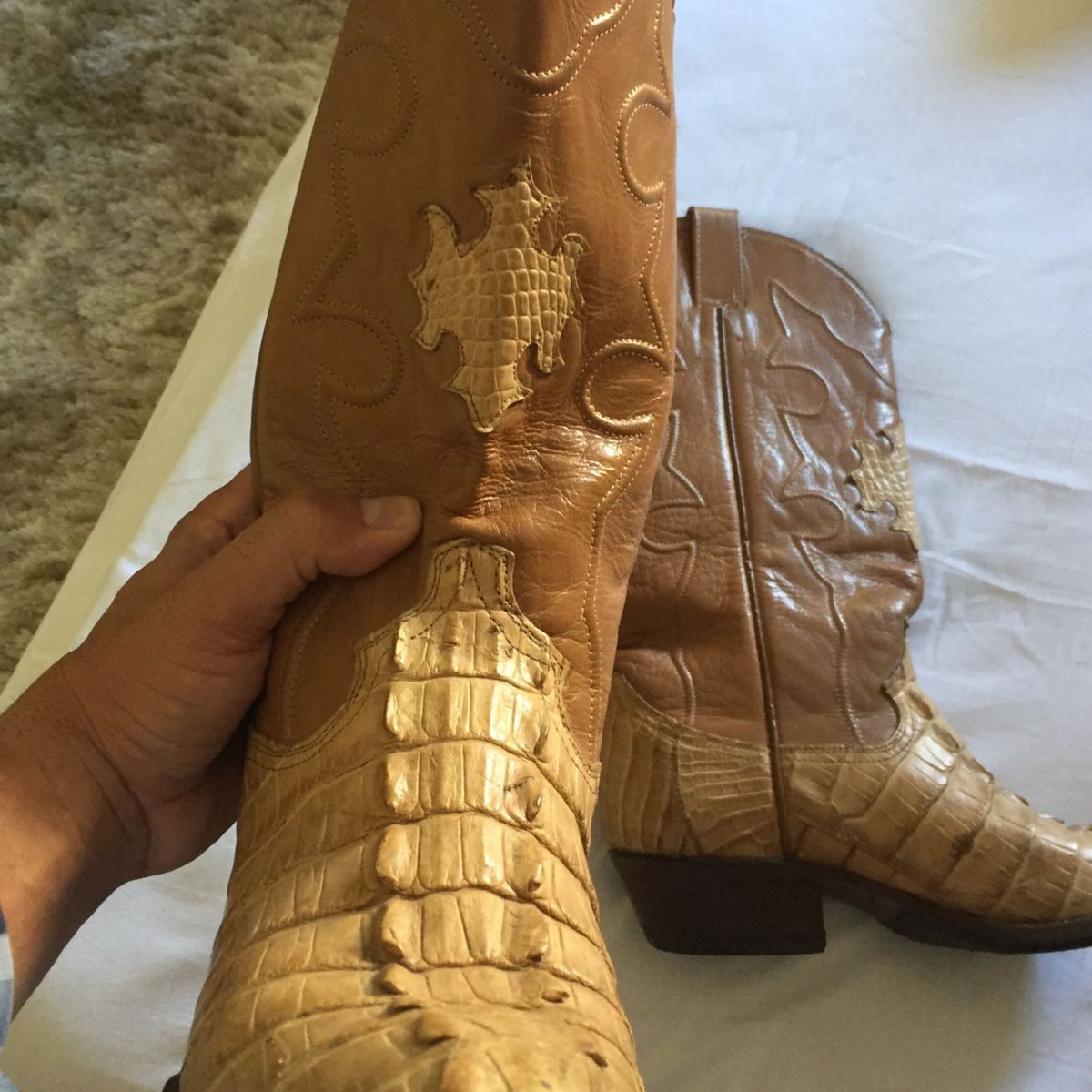 bota couro de crocodilo