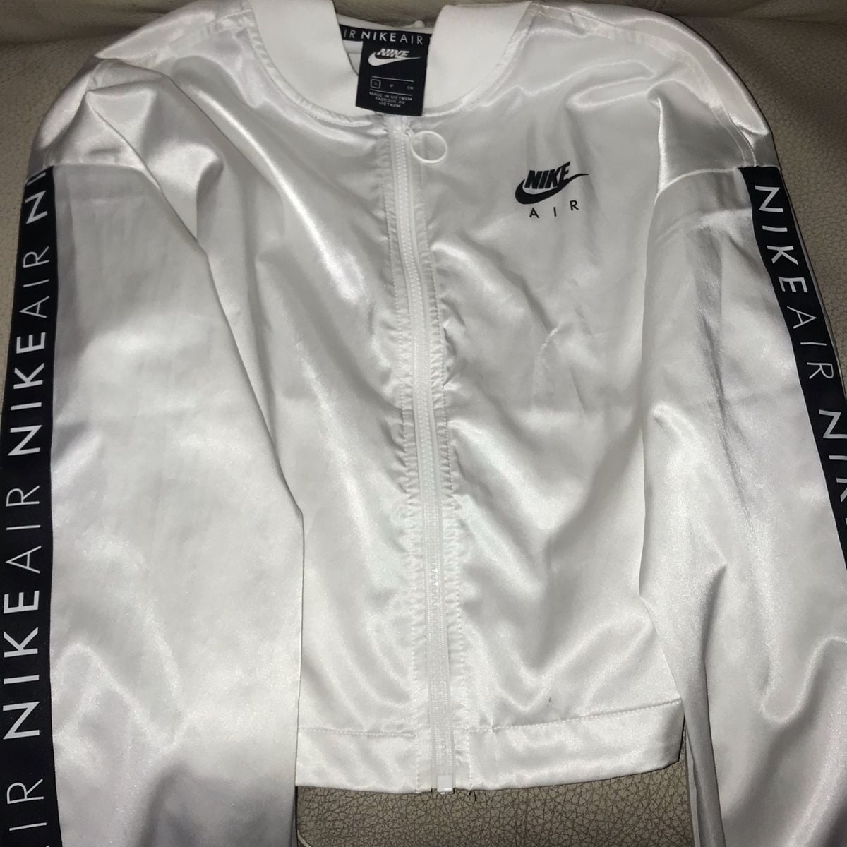 jaqueta nike air satin feminina