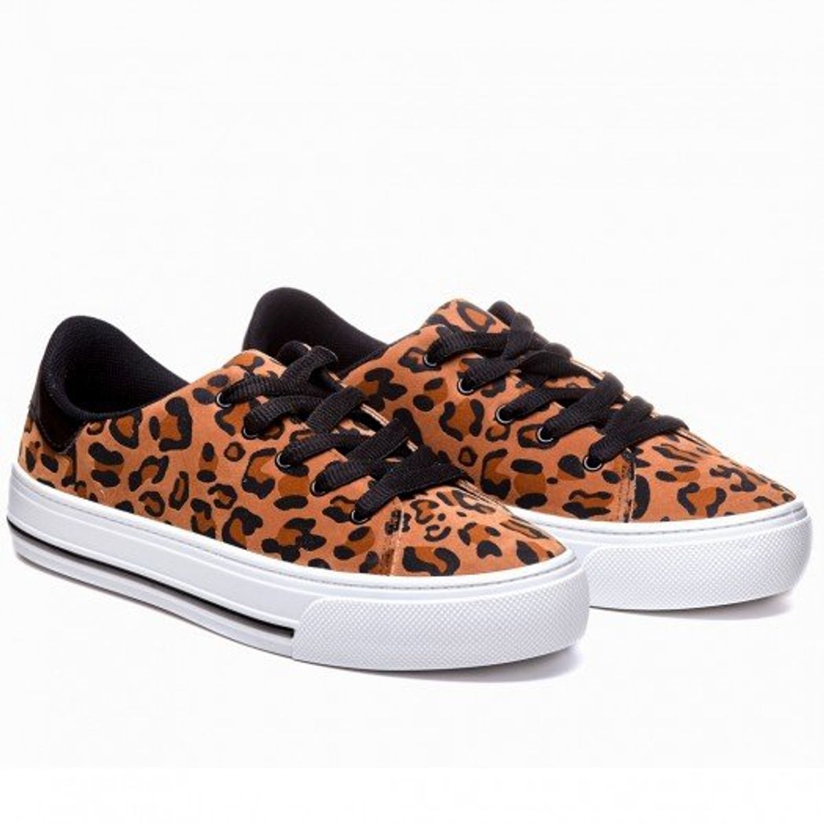 tenis oncinha beira rio