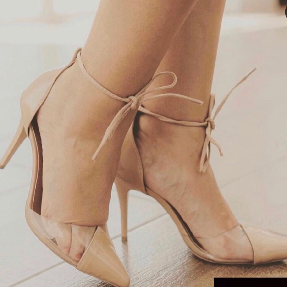 scarpin vinil nude