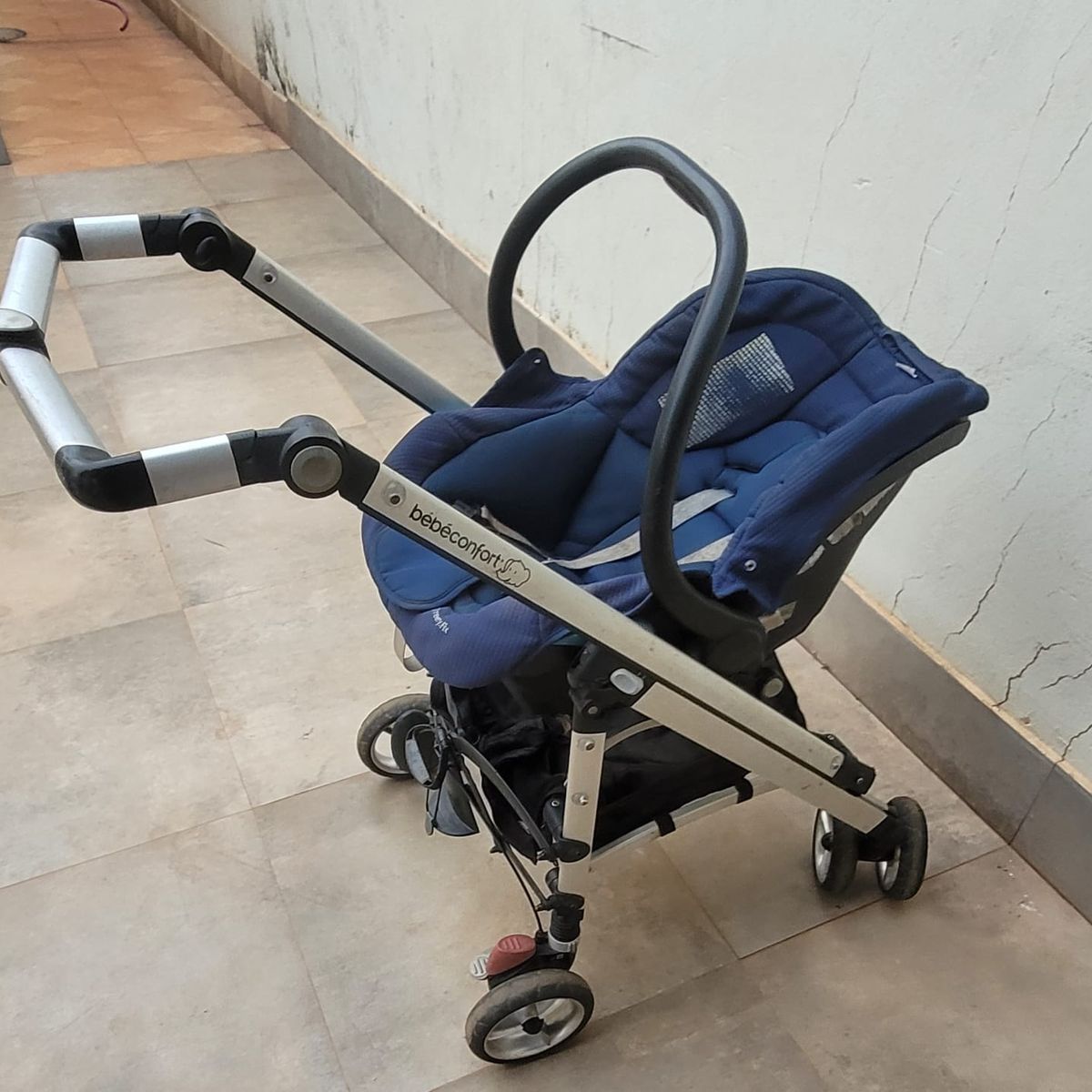 Carrinho bebe Conforto Suporte de Carro Carrinho de Beb Bebeconfort Usado 84788465 enjoei
