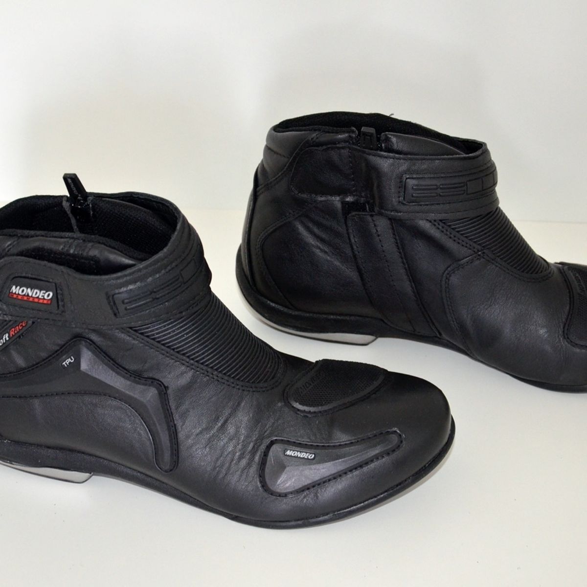 bota motociclista mondeo