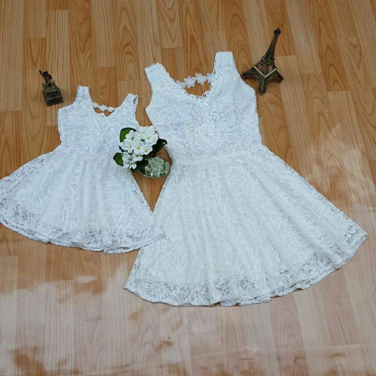 vestido tal mãe tal filha branco