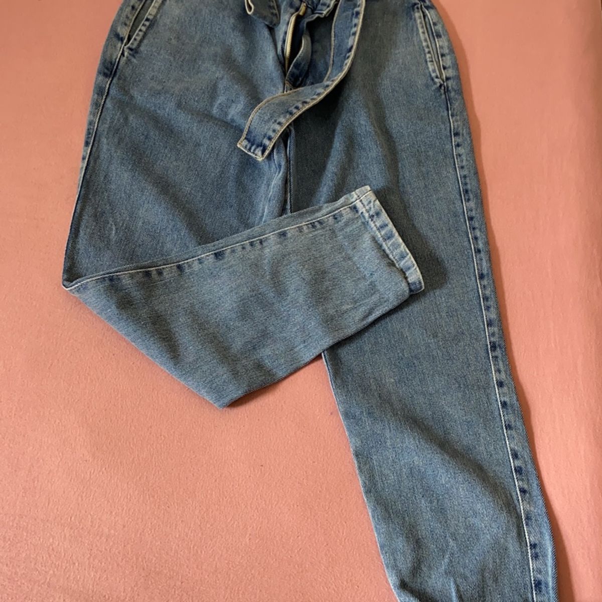 calça mom jeans damyller