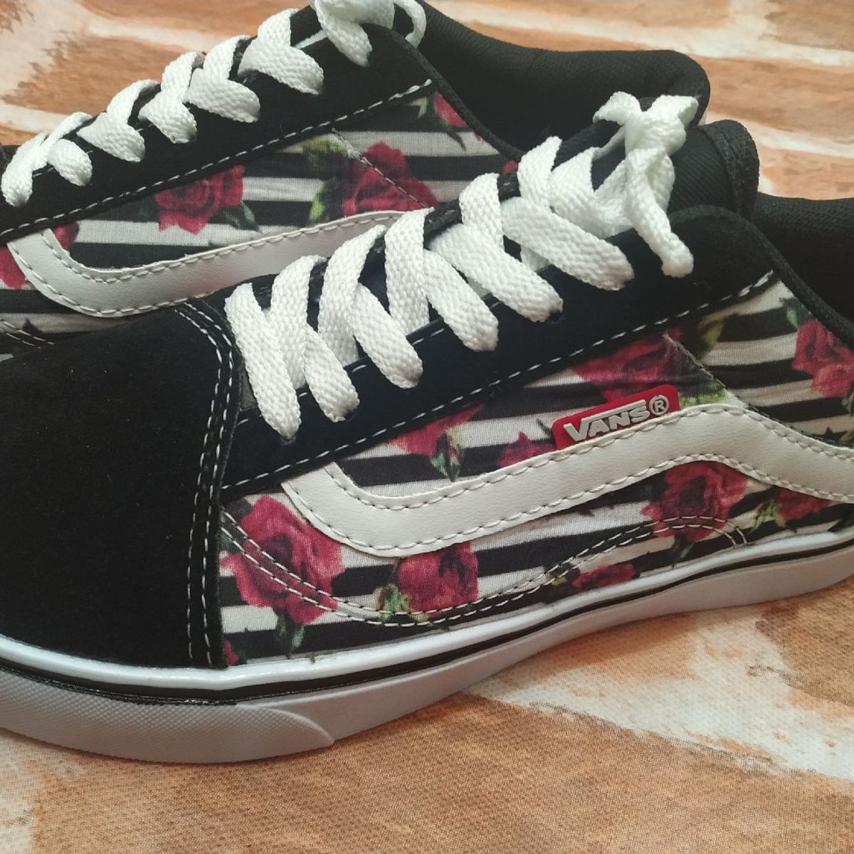 vans florido feminino