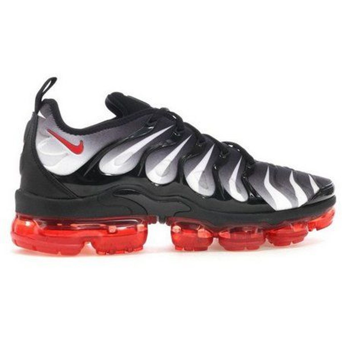 vapormax preto e vermelho