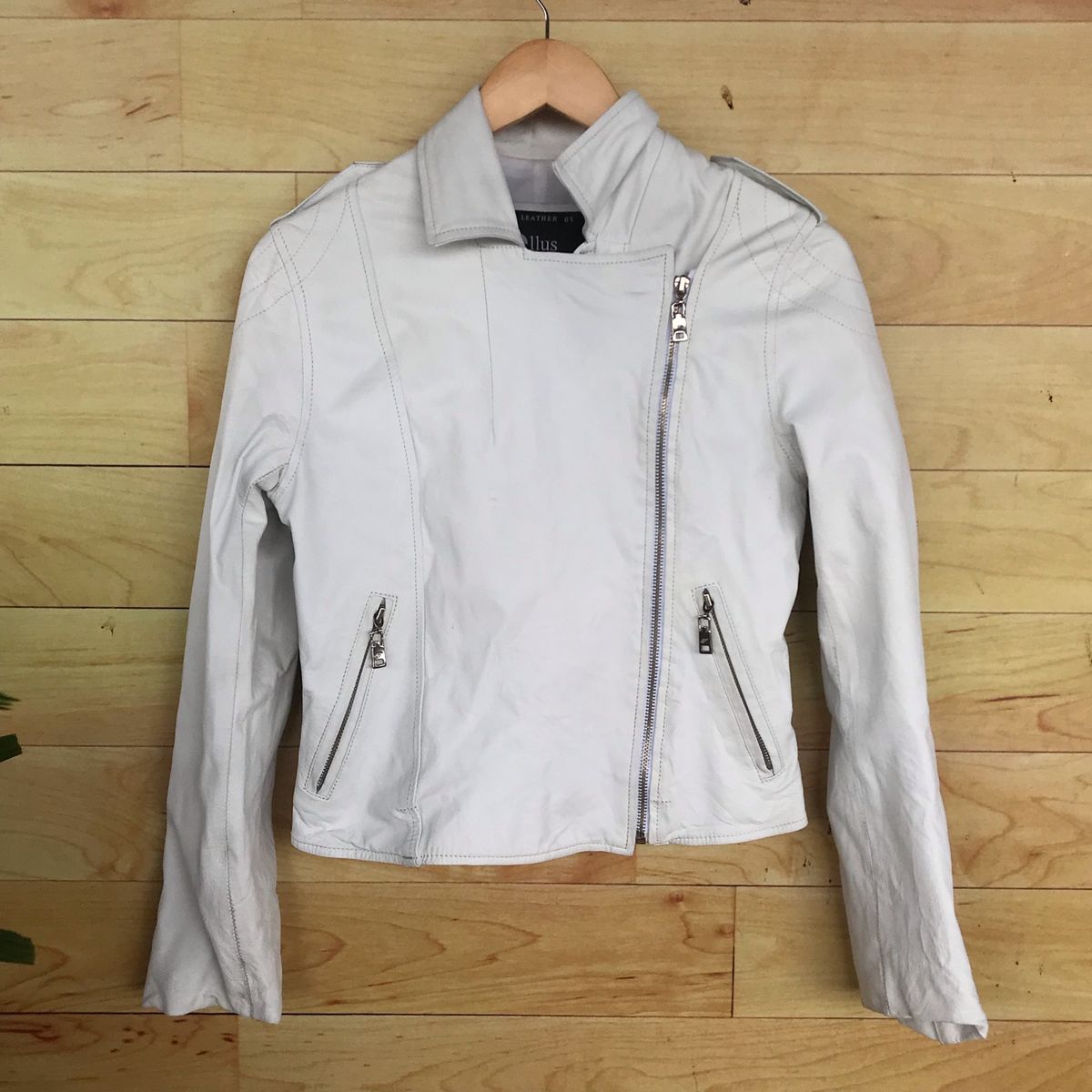 jaqueta de couro legitimo feminina ellus