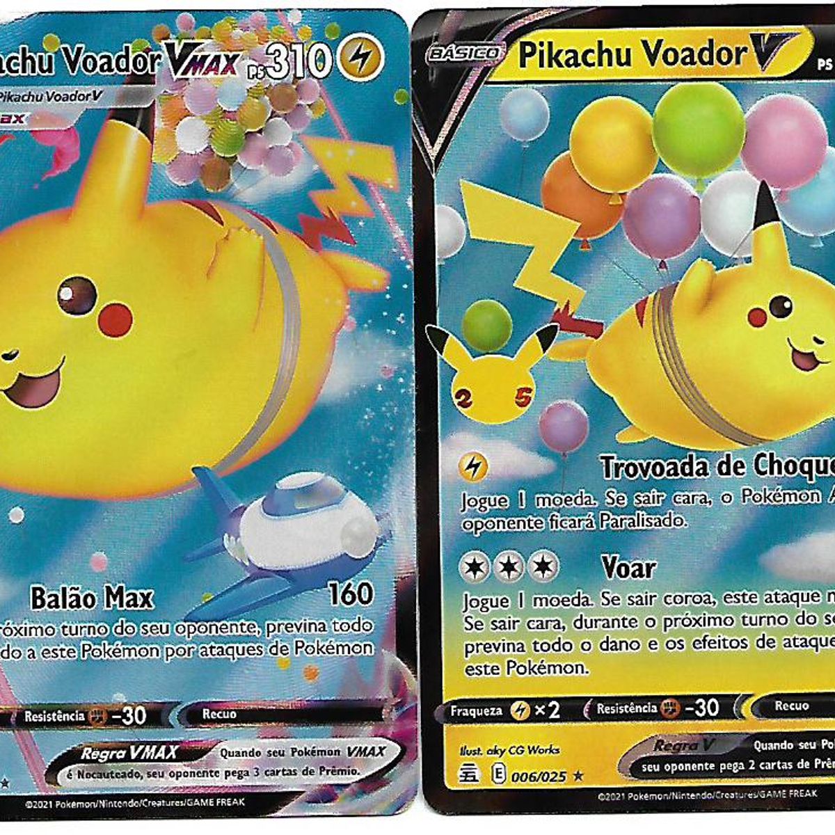 Carta Pokémon Pikachu Voador Vmax (007/025) - 25 Anos