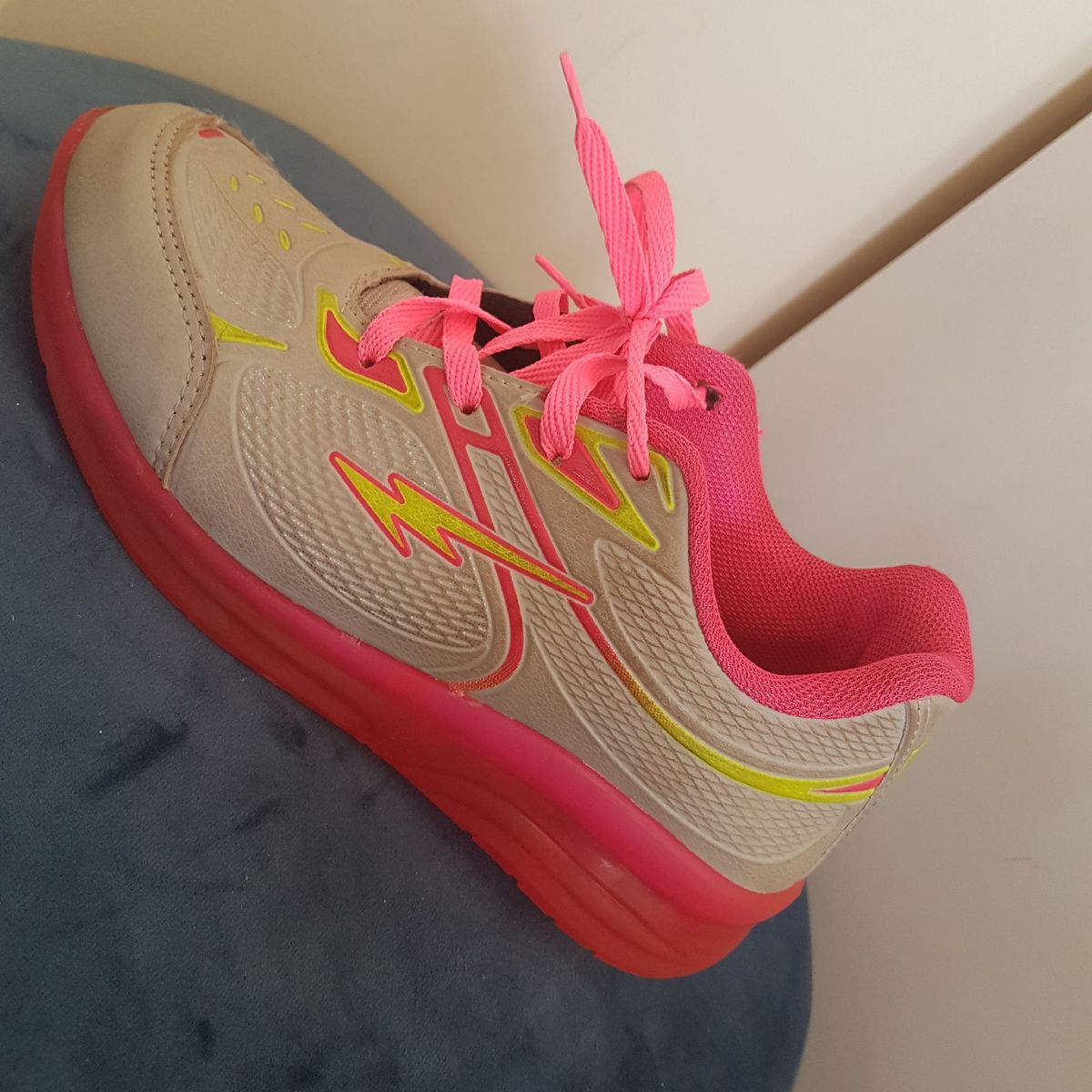 tenis rodinha lilica ripilica