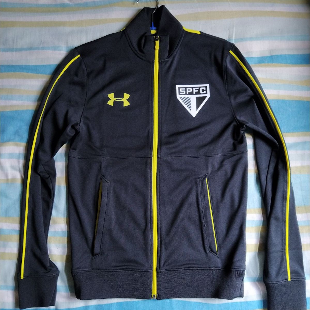 agasalho under armour spfc