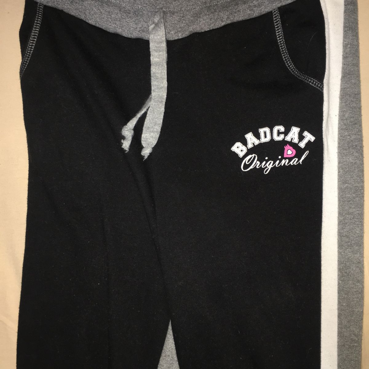 calça de moletom bad cat