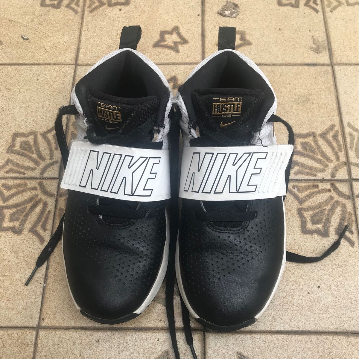 Nike team cheap hustle d8 noir