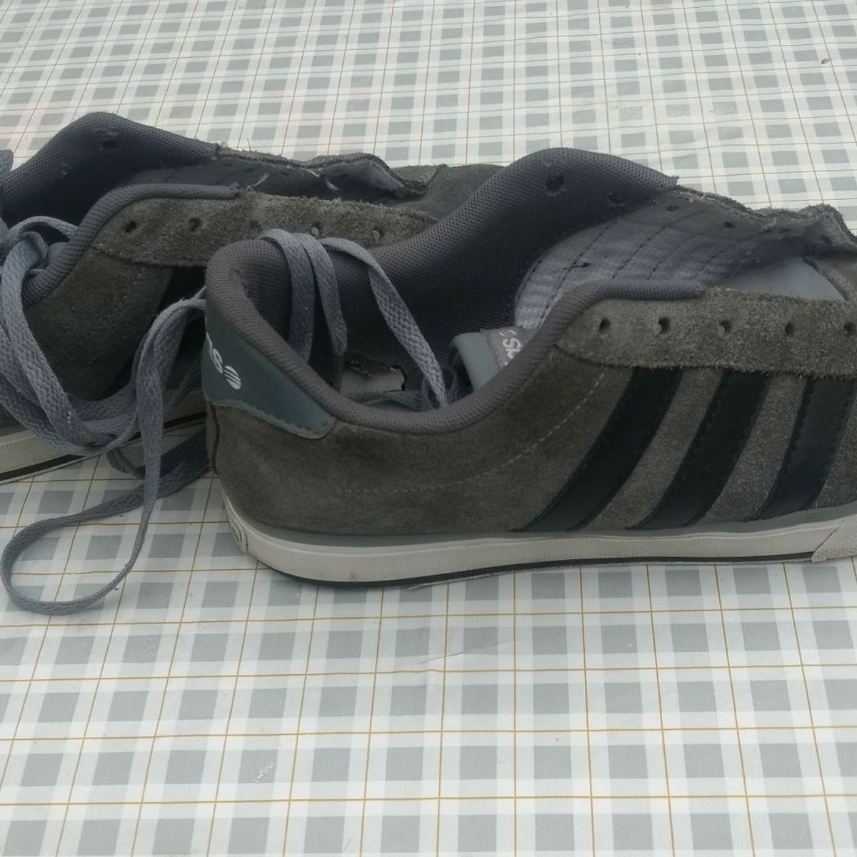 adidas neo camurça