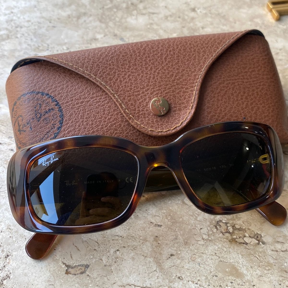 Ray ban sunglasses under hot sale 500