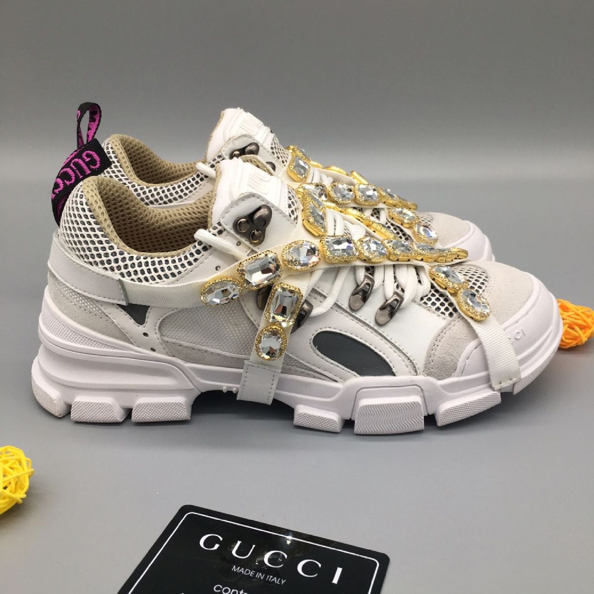 tenis gucci flashtrek branco