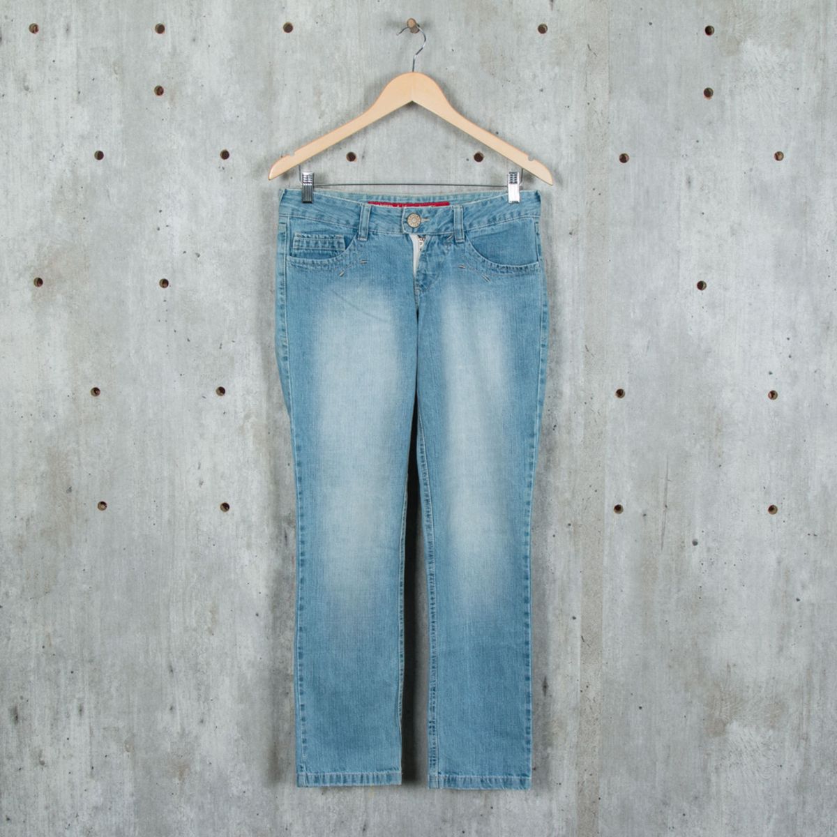 laser jeans