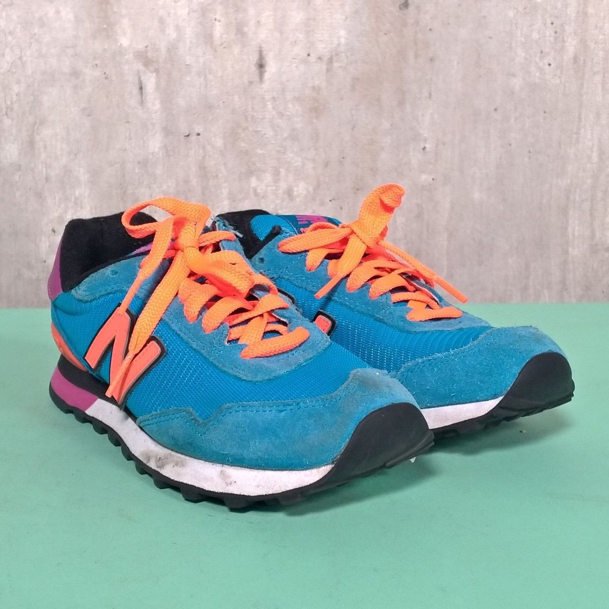 tenis new balance feminino colorido