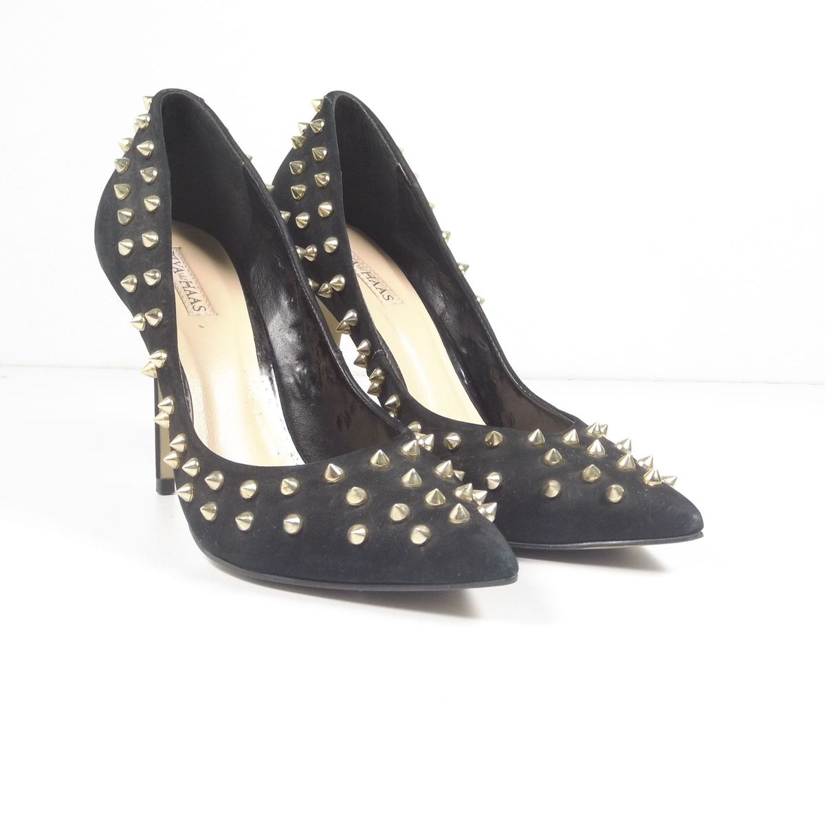 scarpin preto com spikes