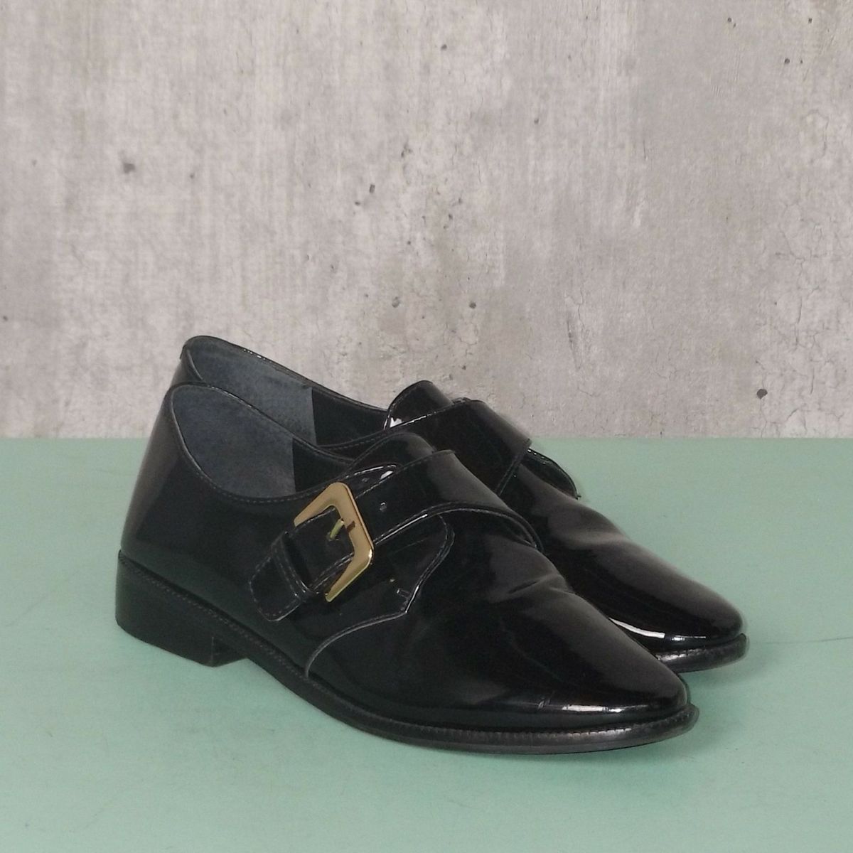sapato feminino com fivela
