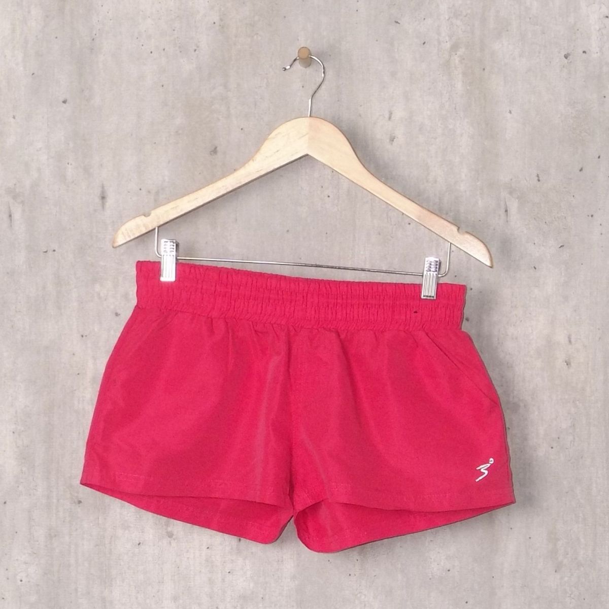 short tactel feminino adidas