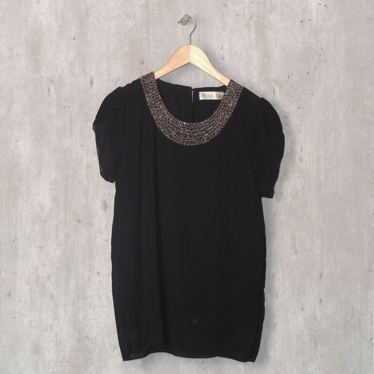 blusa preta feminina chique