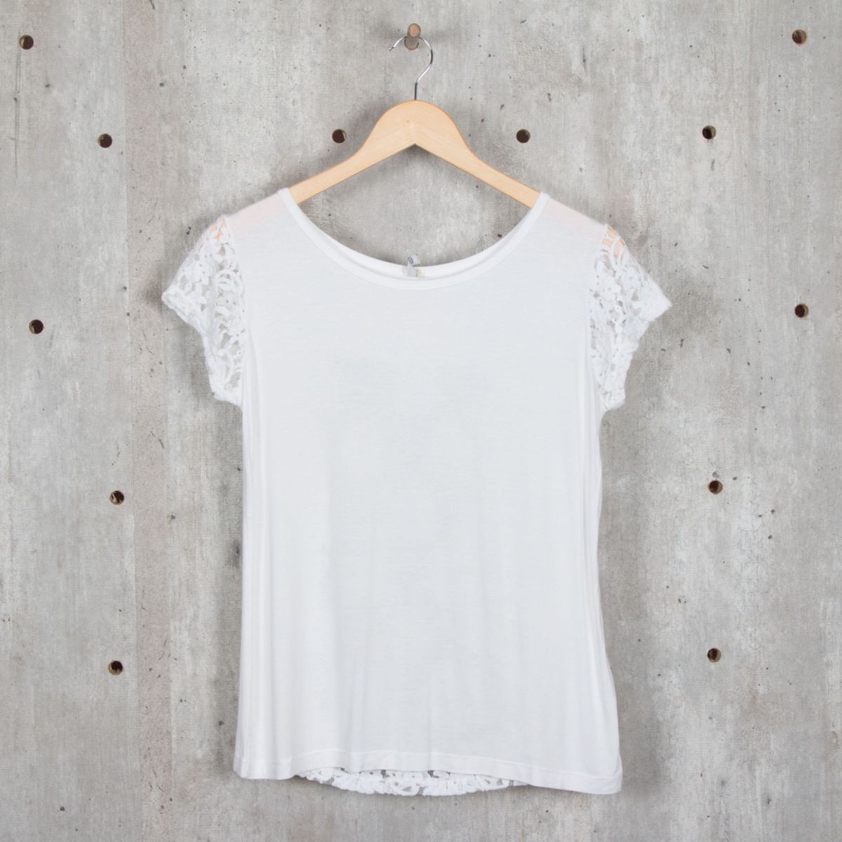 blusas femininas de malha com renda