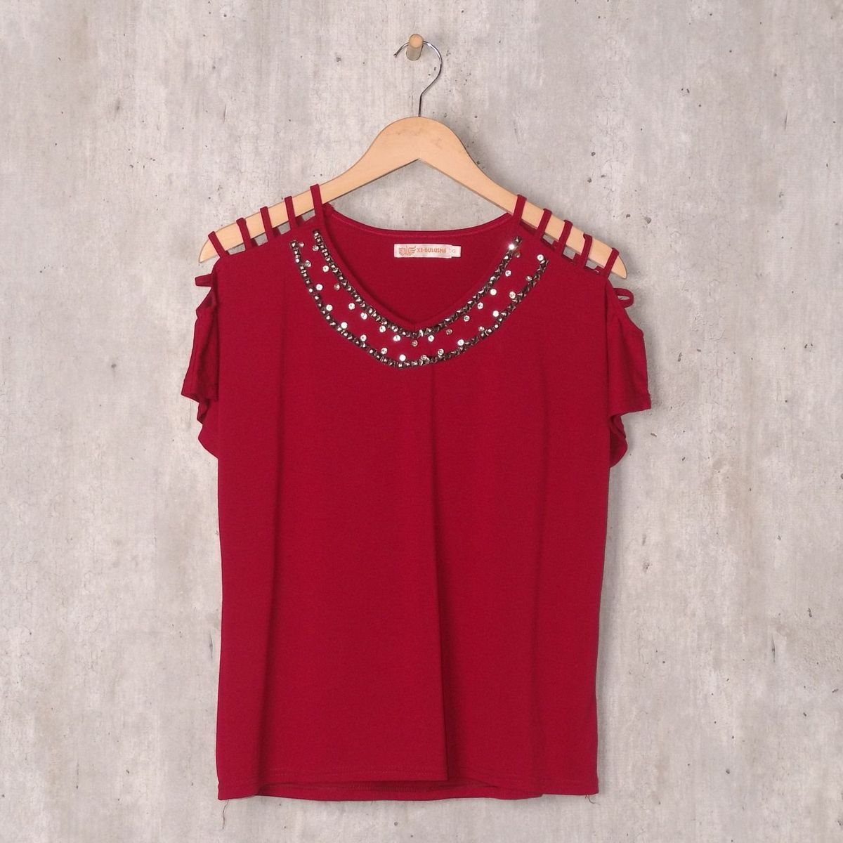 comprar blusa vermelha feminina