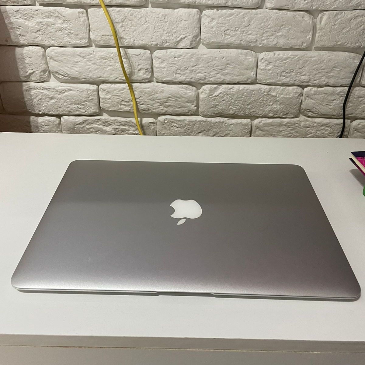 Macbook Air Mqd32bz/A com Intel Core I5 Dual Core 8gb 128gb