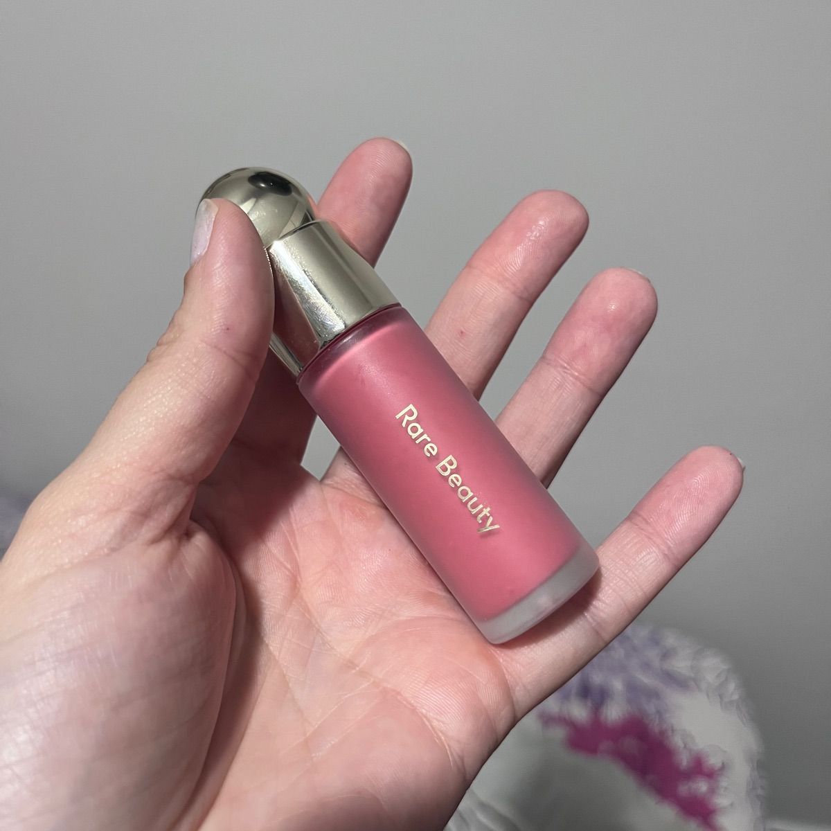 Blush Rare Beauty Happy | Rare Beauty Usado 109506349 | enjoei