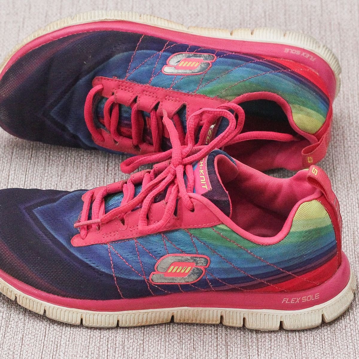 Tenis skechers flex outlet sole