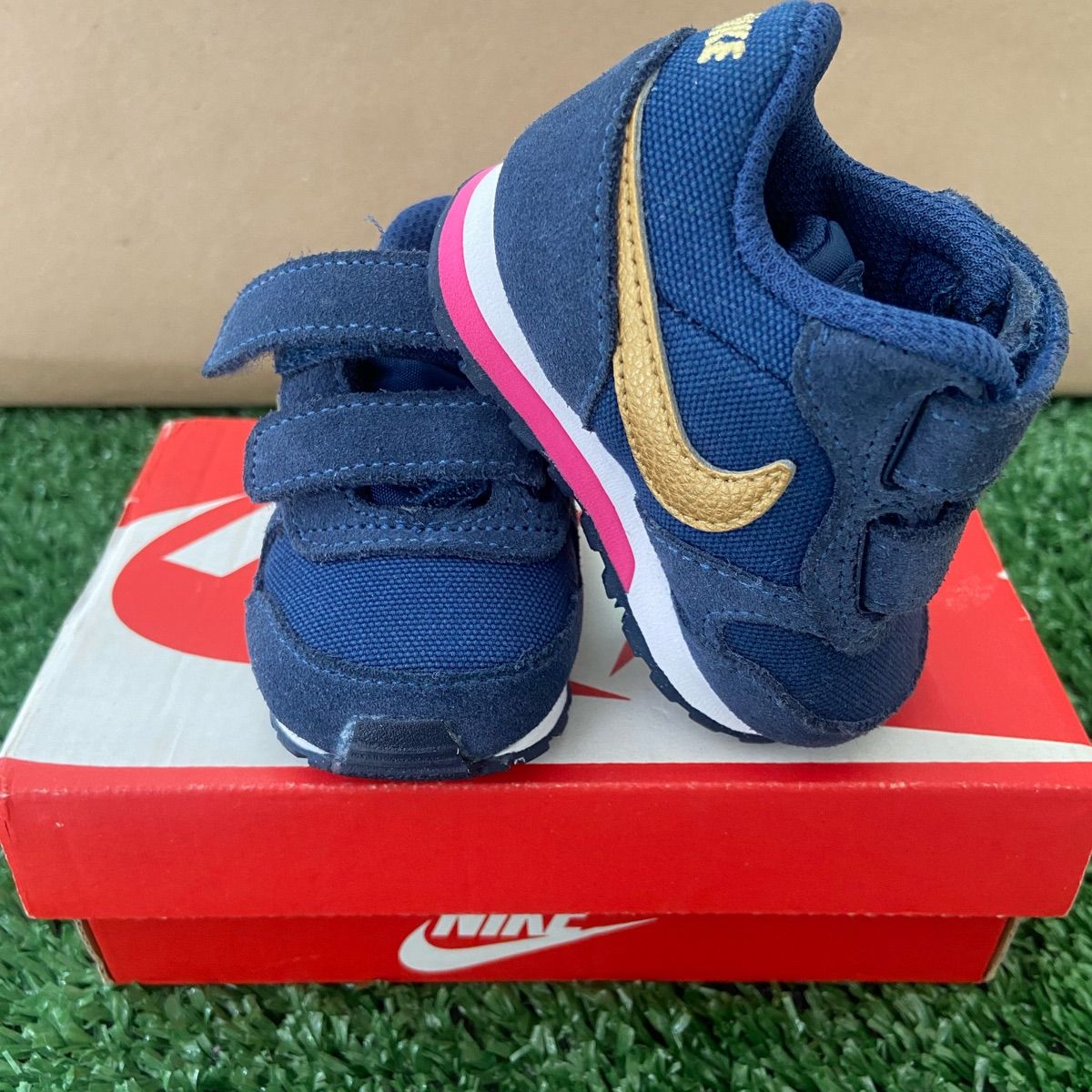 Nike md best sale runner 2 kid